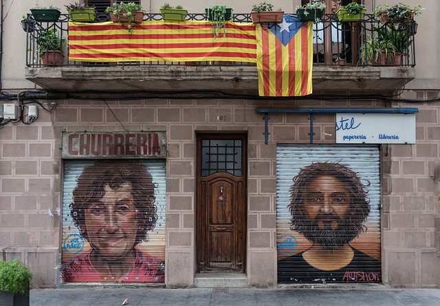 Imagen de un graffiti en un pared de Barcelona